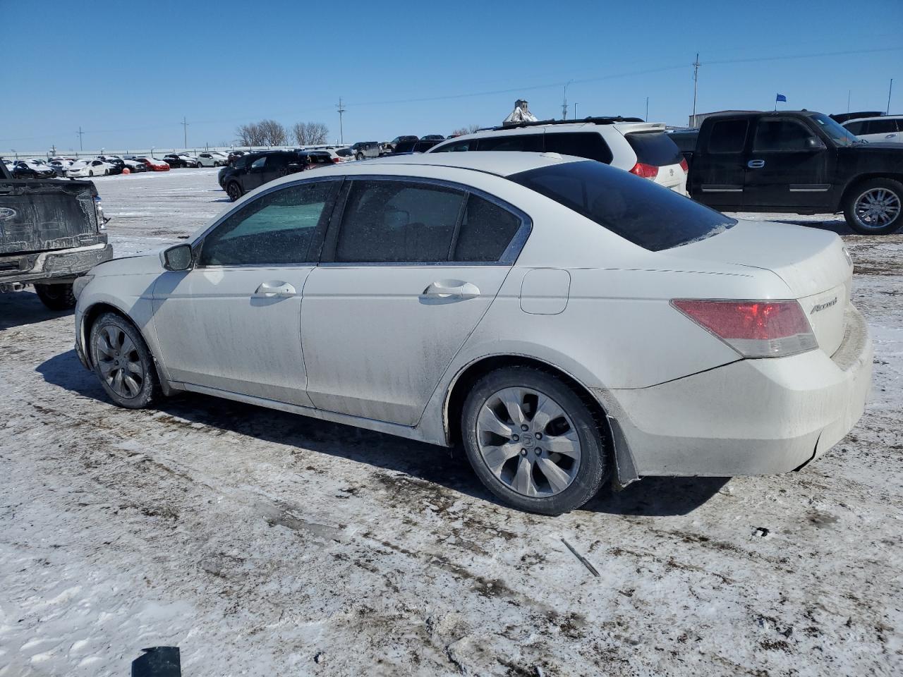 2009 Honda Accord - Image 2