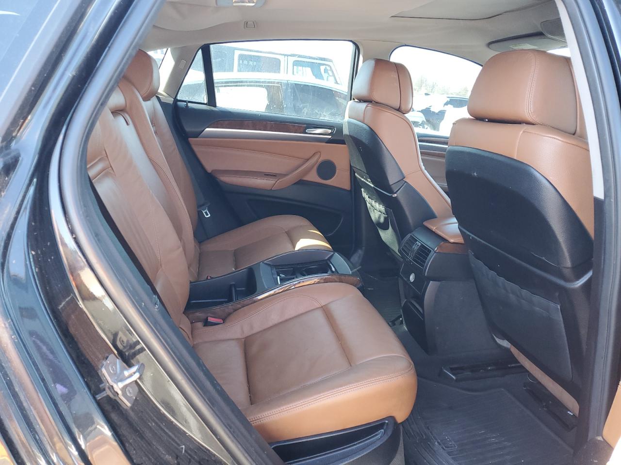 2010 BMW X6 - Image 11
