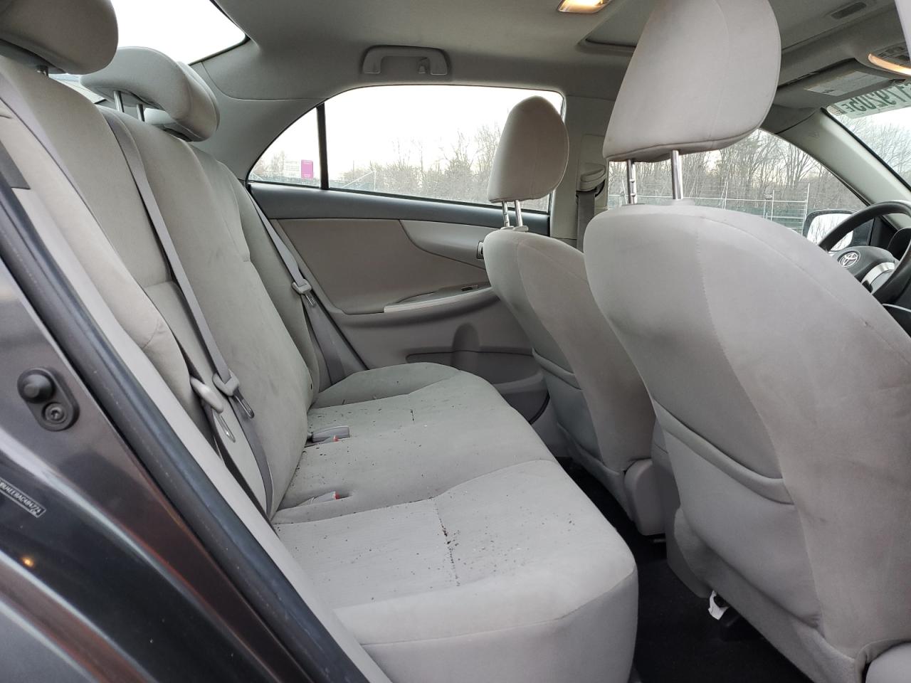 2010 Toyota Corolla - Image 10