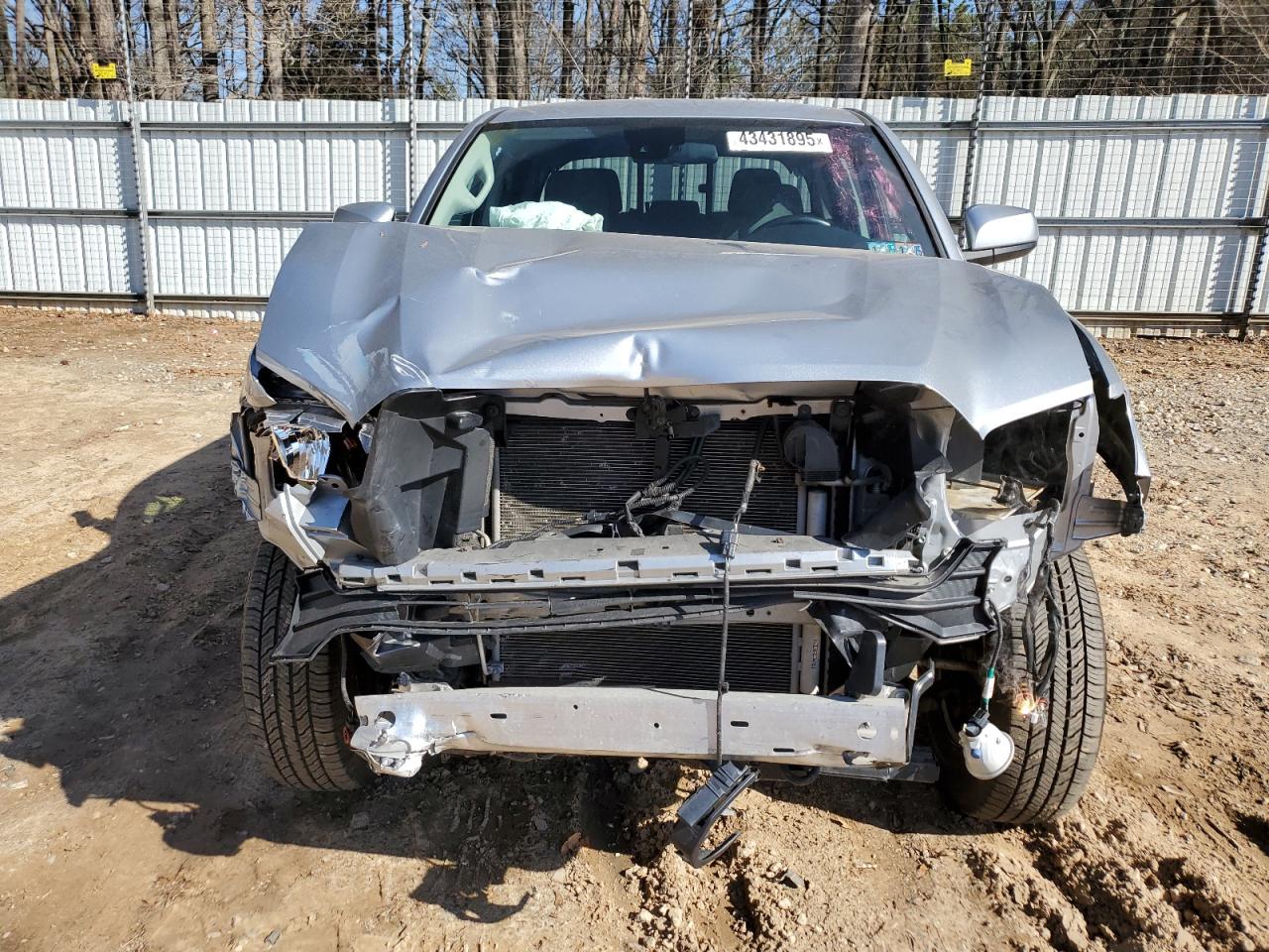2022 Toyota Tacoma - Image 5
