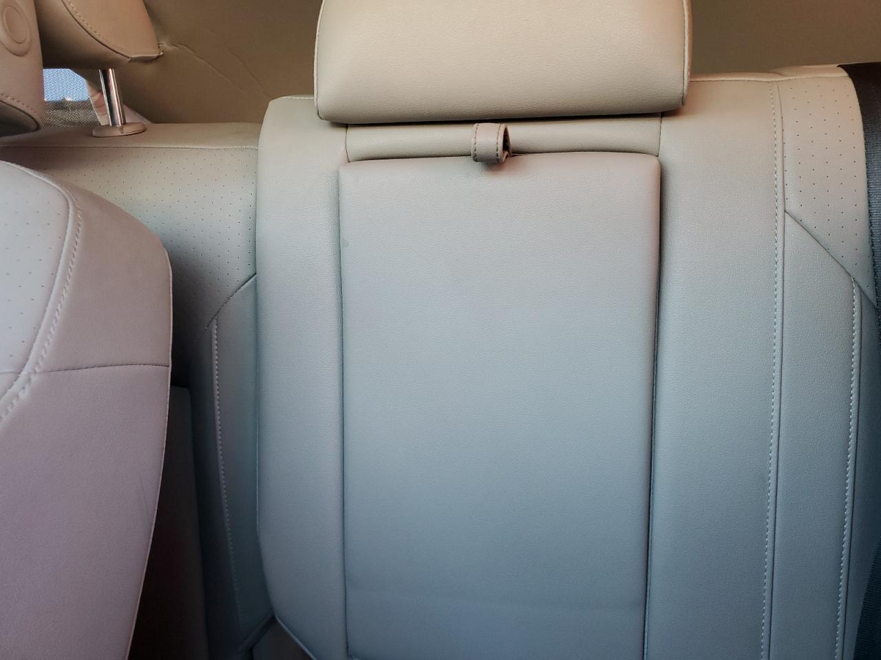2018 Volkswagen Atlas - Image 10
