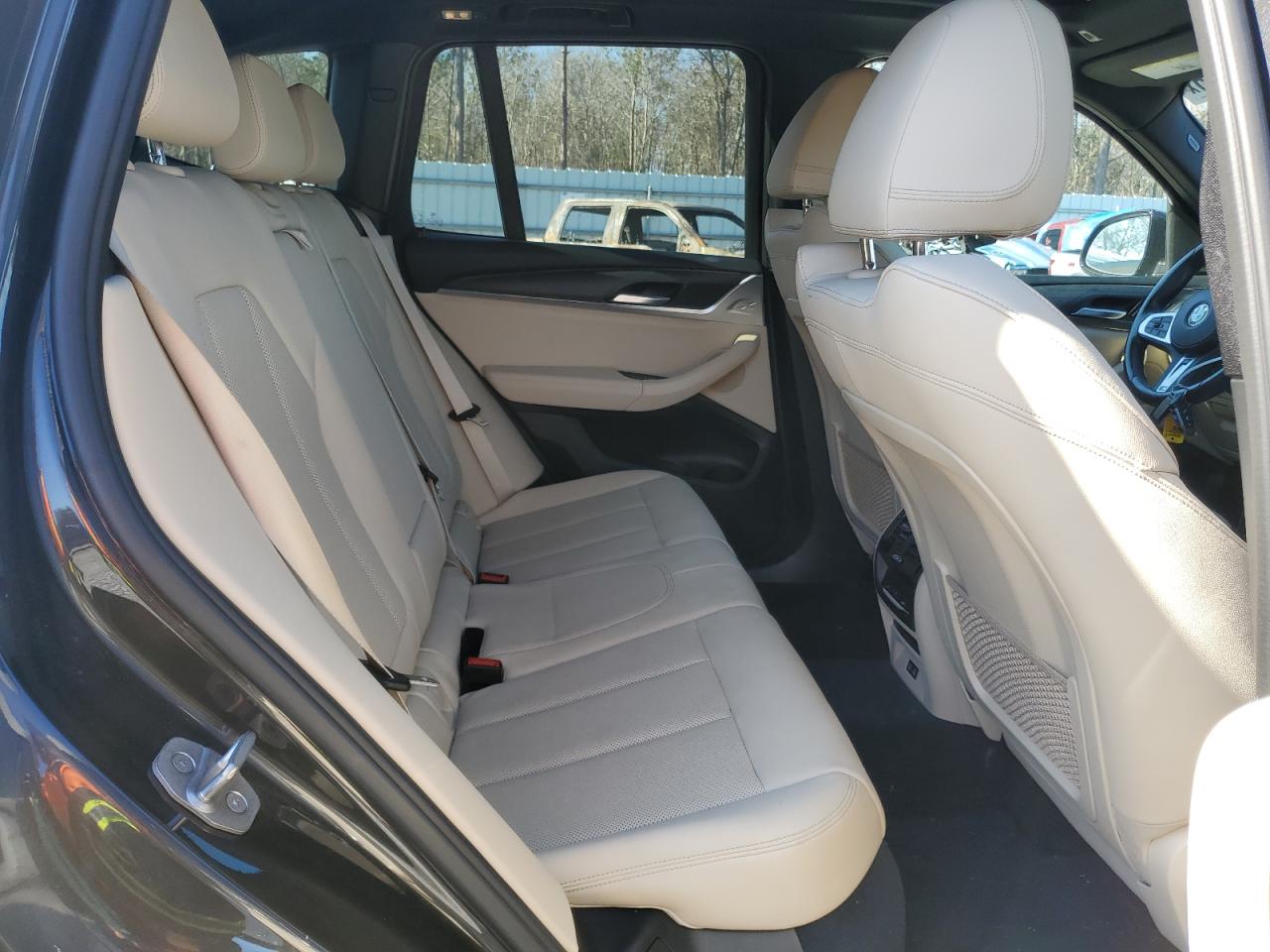 2022 BMW X3 - Image 11