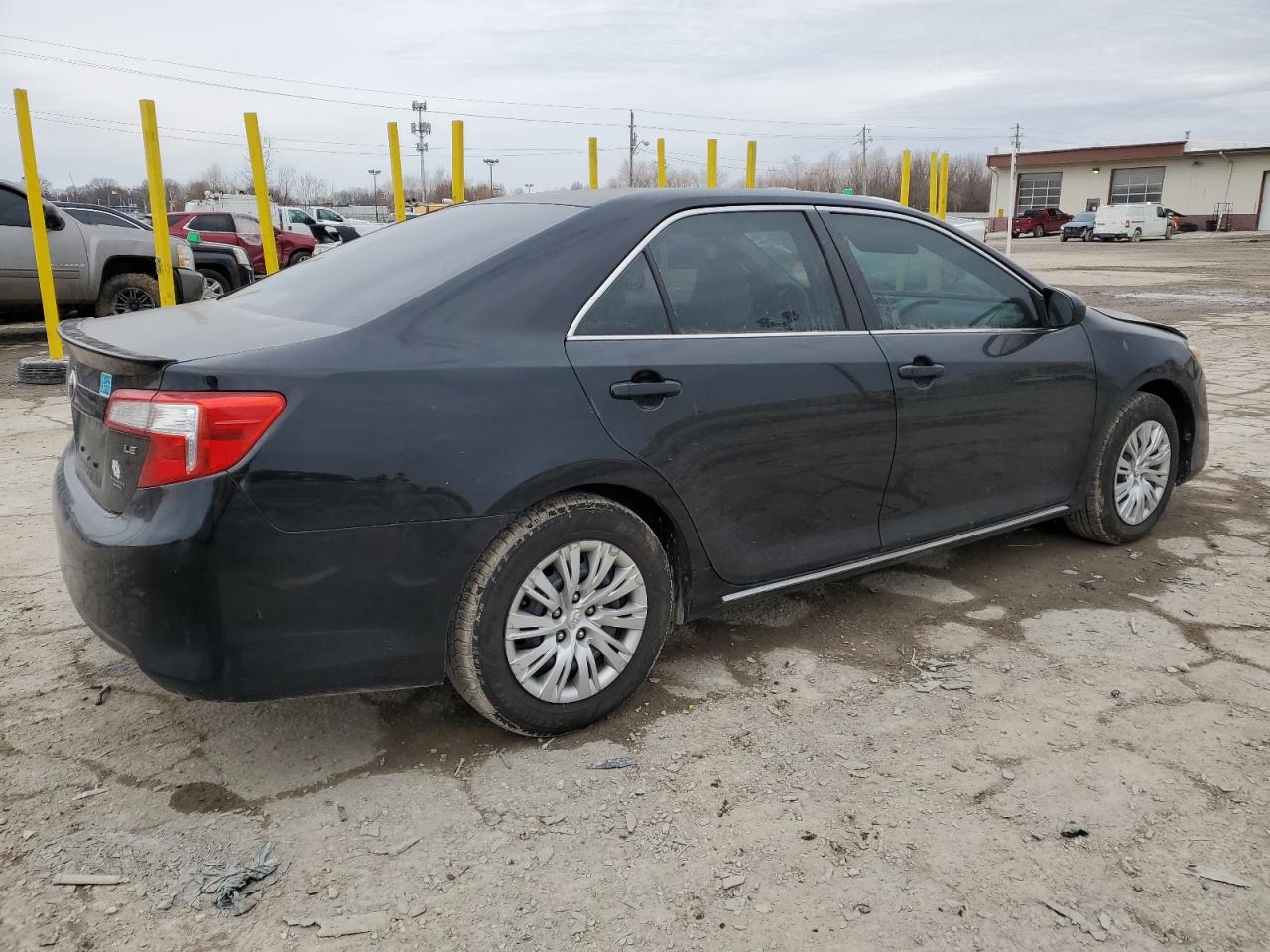 2013 Toyota Camry - Image 3