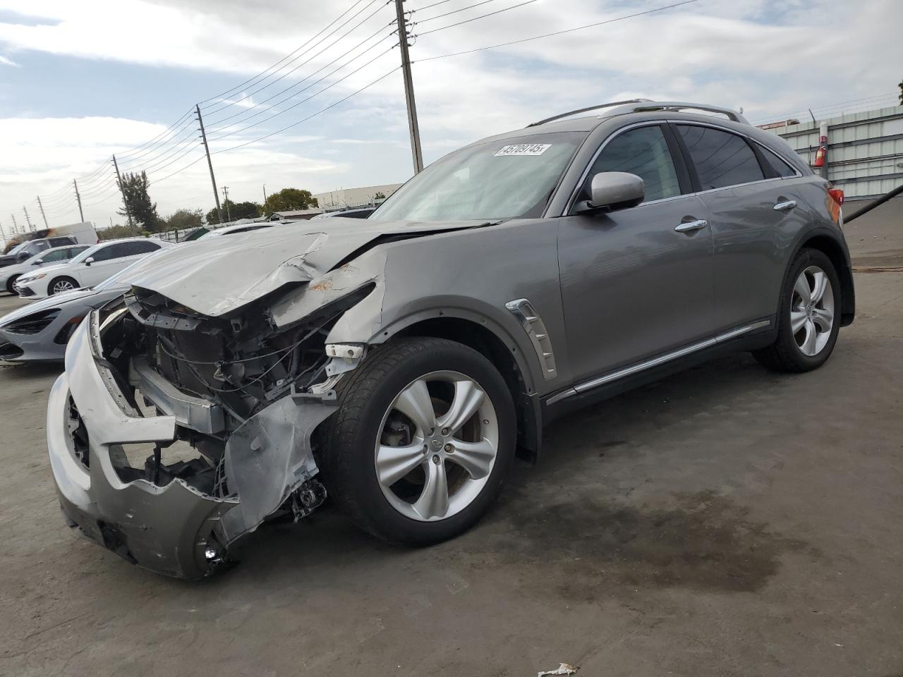 2011 Infiniti FX - Image 1
