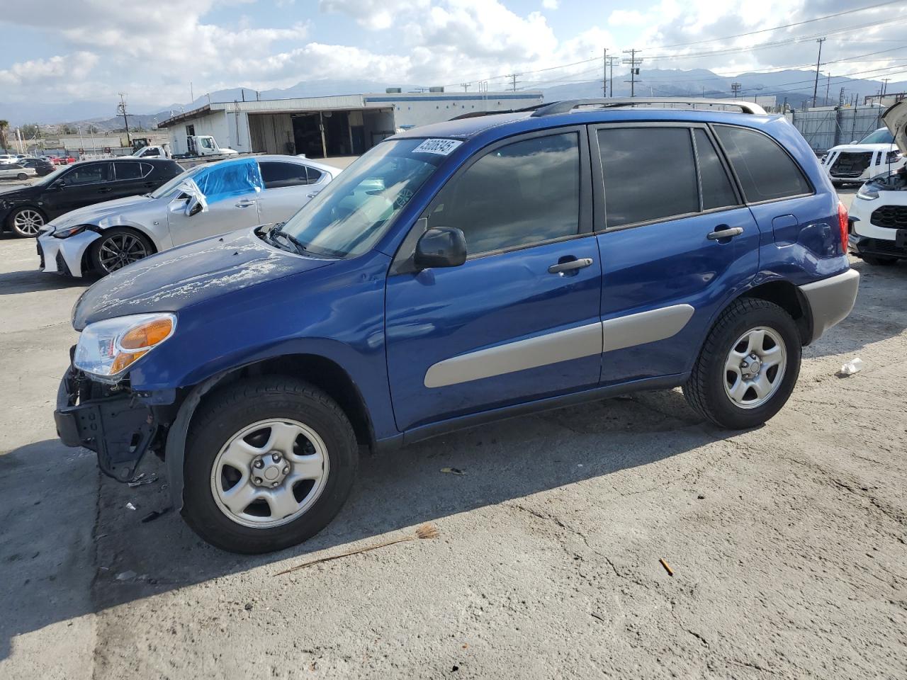 2004 Toyota RAV 4 - Image 1