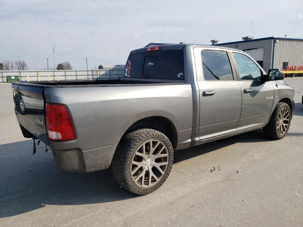 2010 Dodge RAM - Image 3