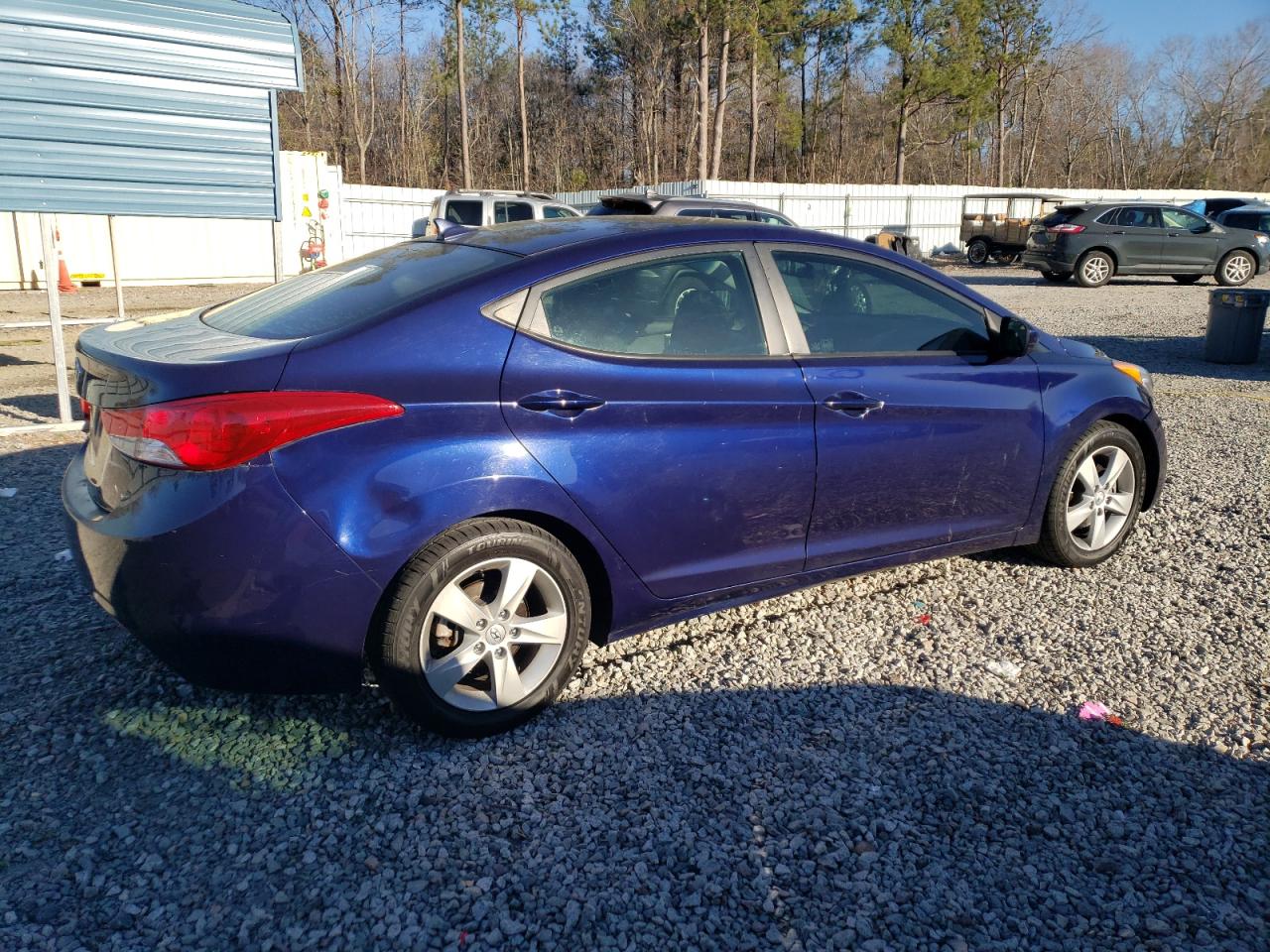 2013 Hyundai Elantra - Image 3