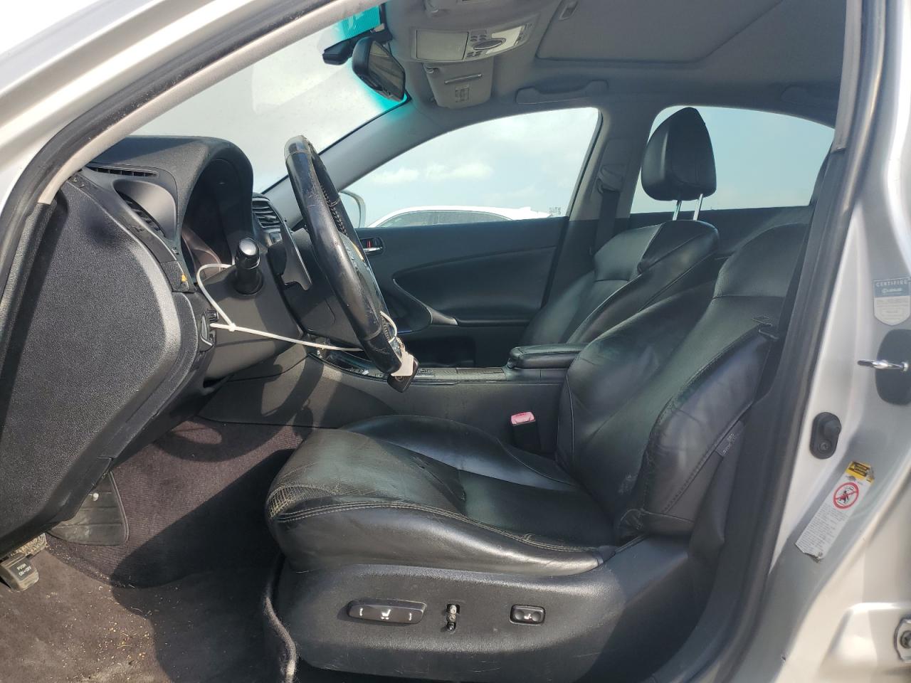 2008 Lexus IS - Image 7