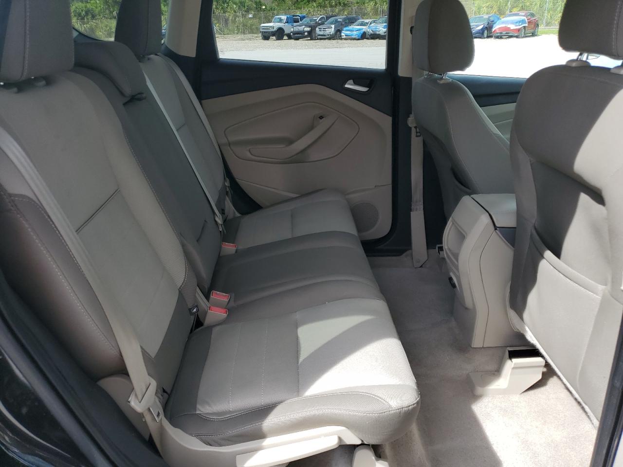 2015 Ford Escape - Image 11