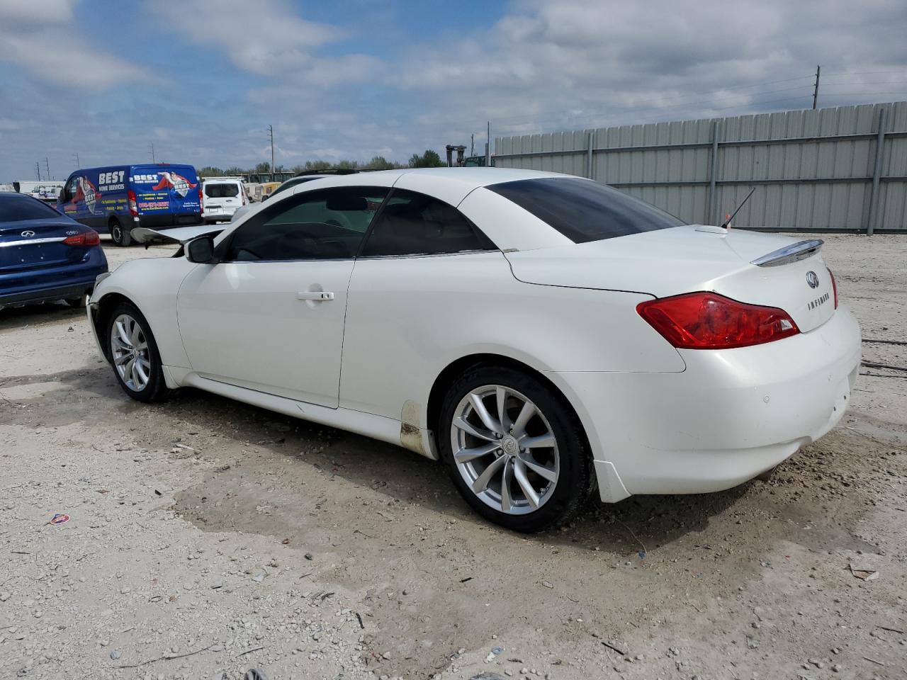 2012 Infiniti G - Image 2