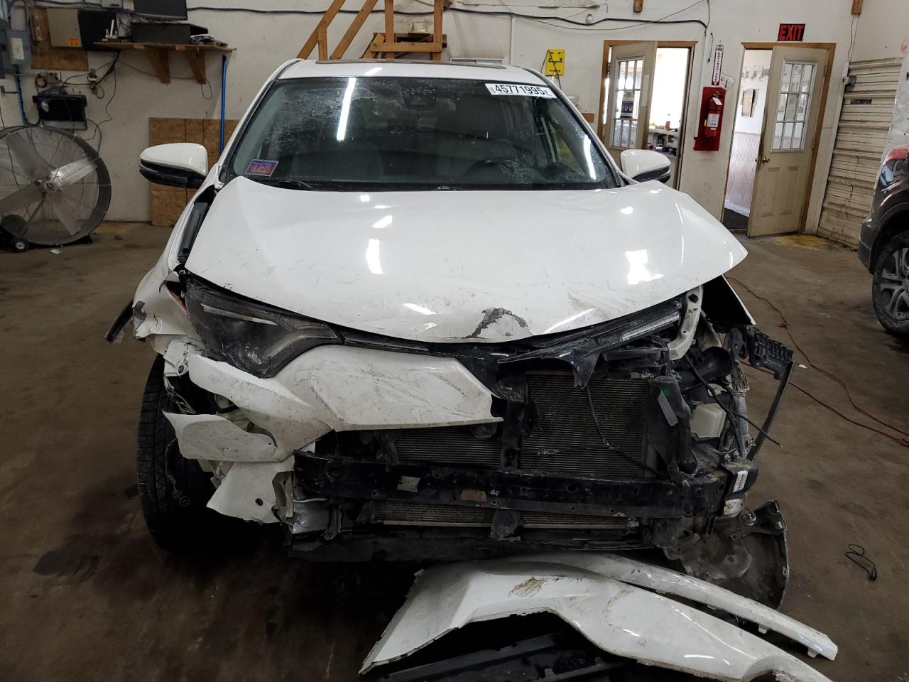 2018 Toyota RAV 4 - Image 5