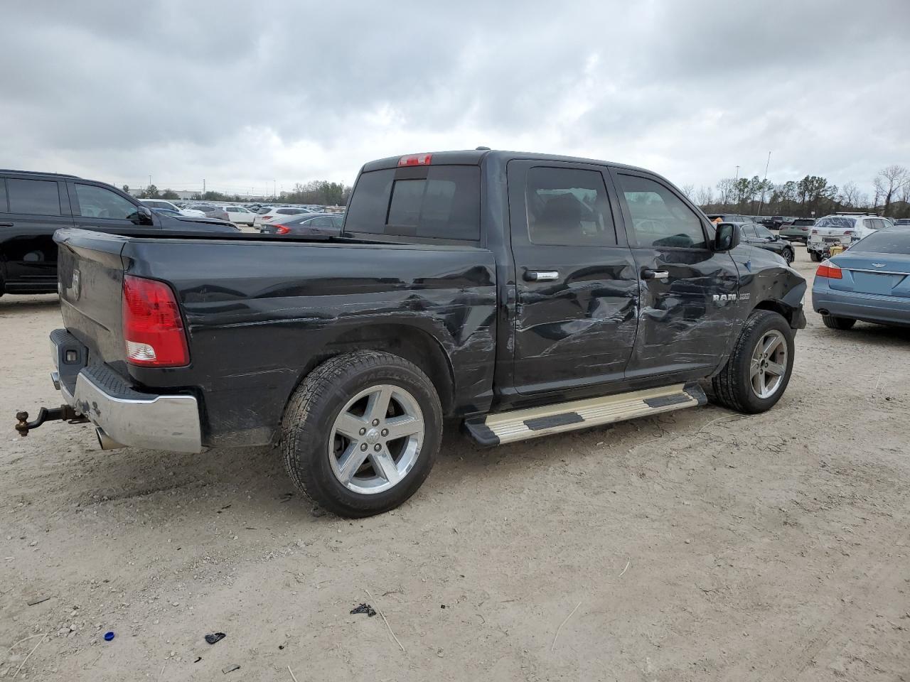 2009 Dodge RAM - Image 3