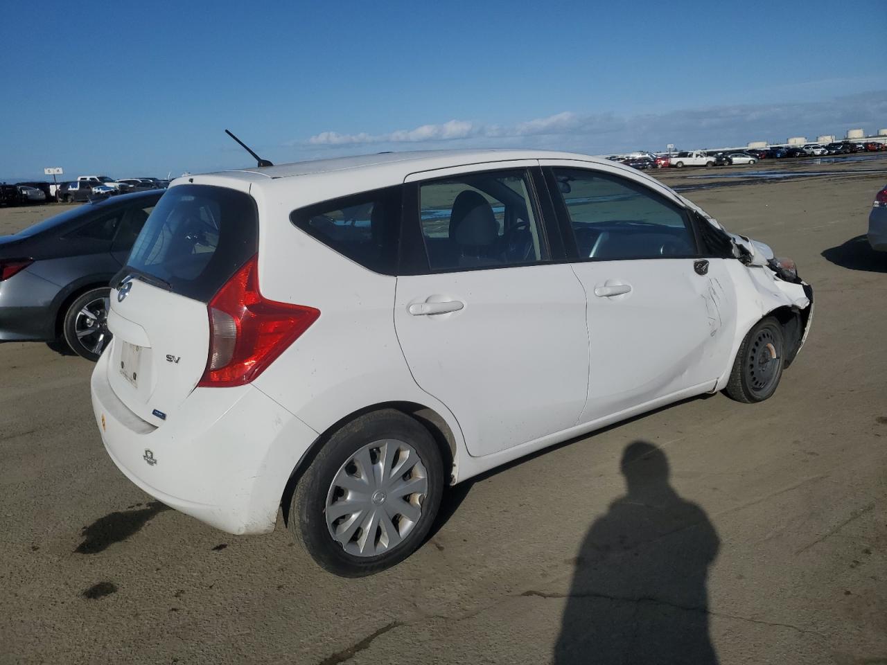 2015 Nissan Versa - Image 3