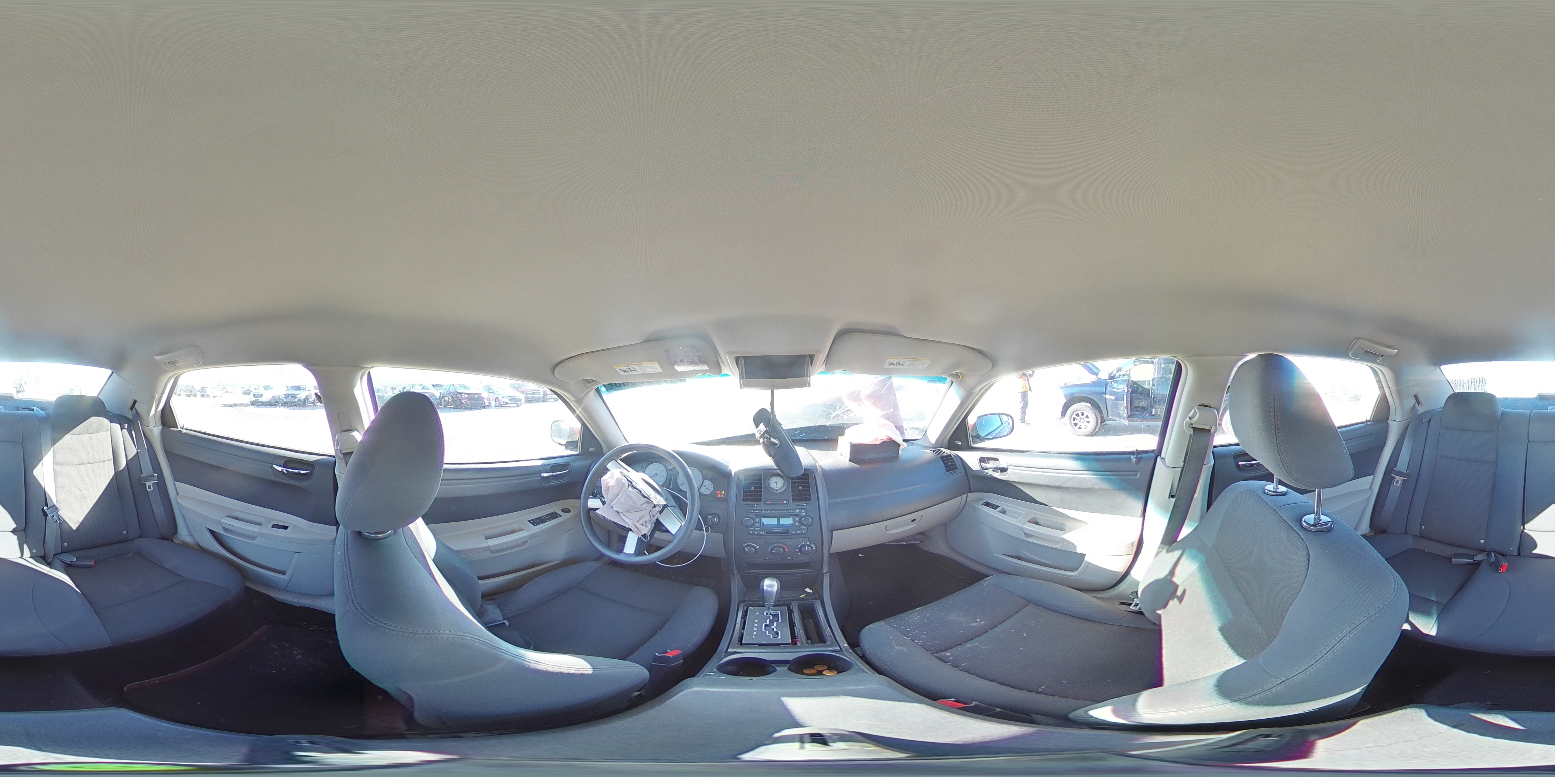 2007 Chrysler 300 - Image 13