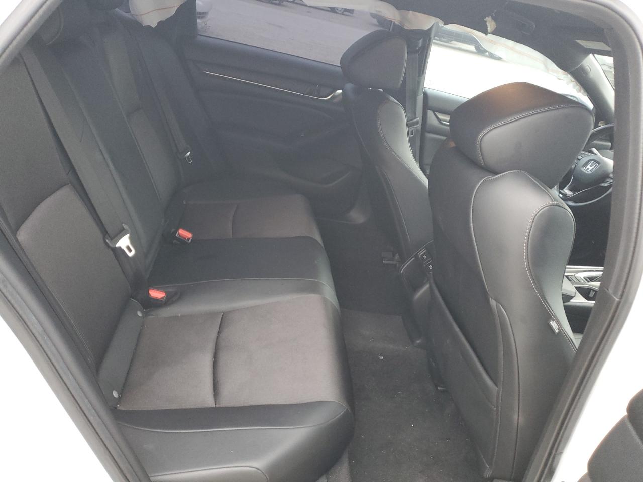 2022 Honda Accord - Image 10