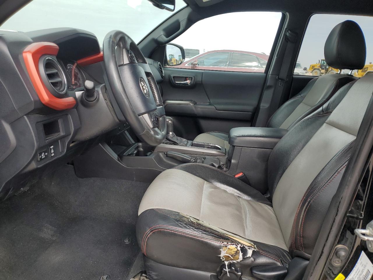 2016 Toyota Tacoma - Image 7