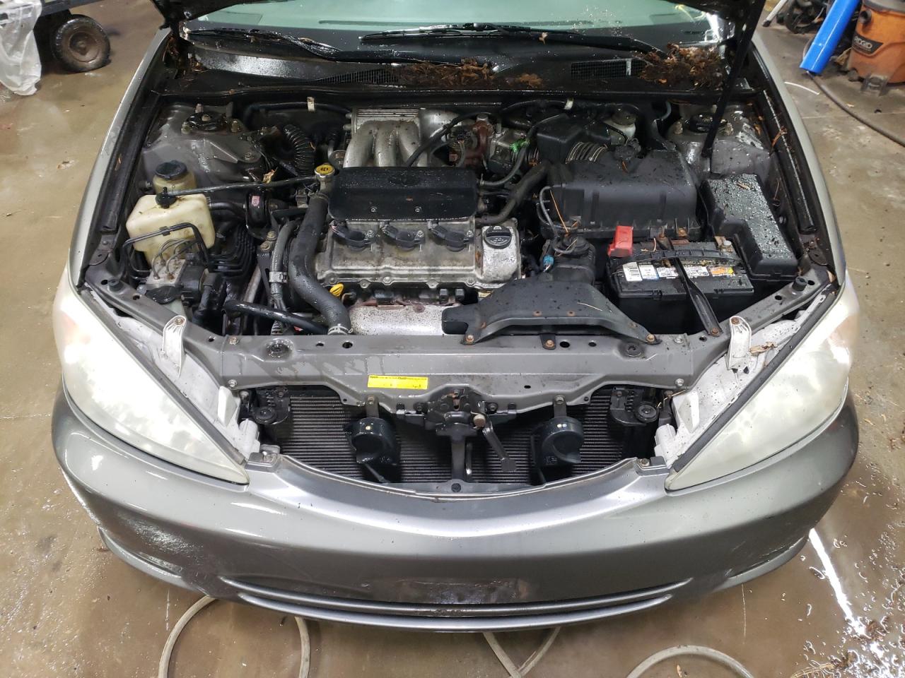 2002 Toyota Camry - Image 11