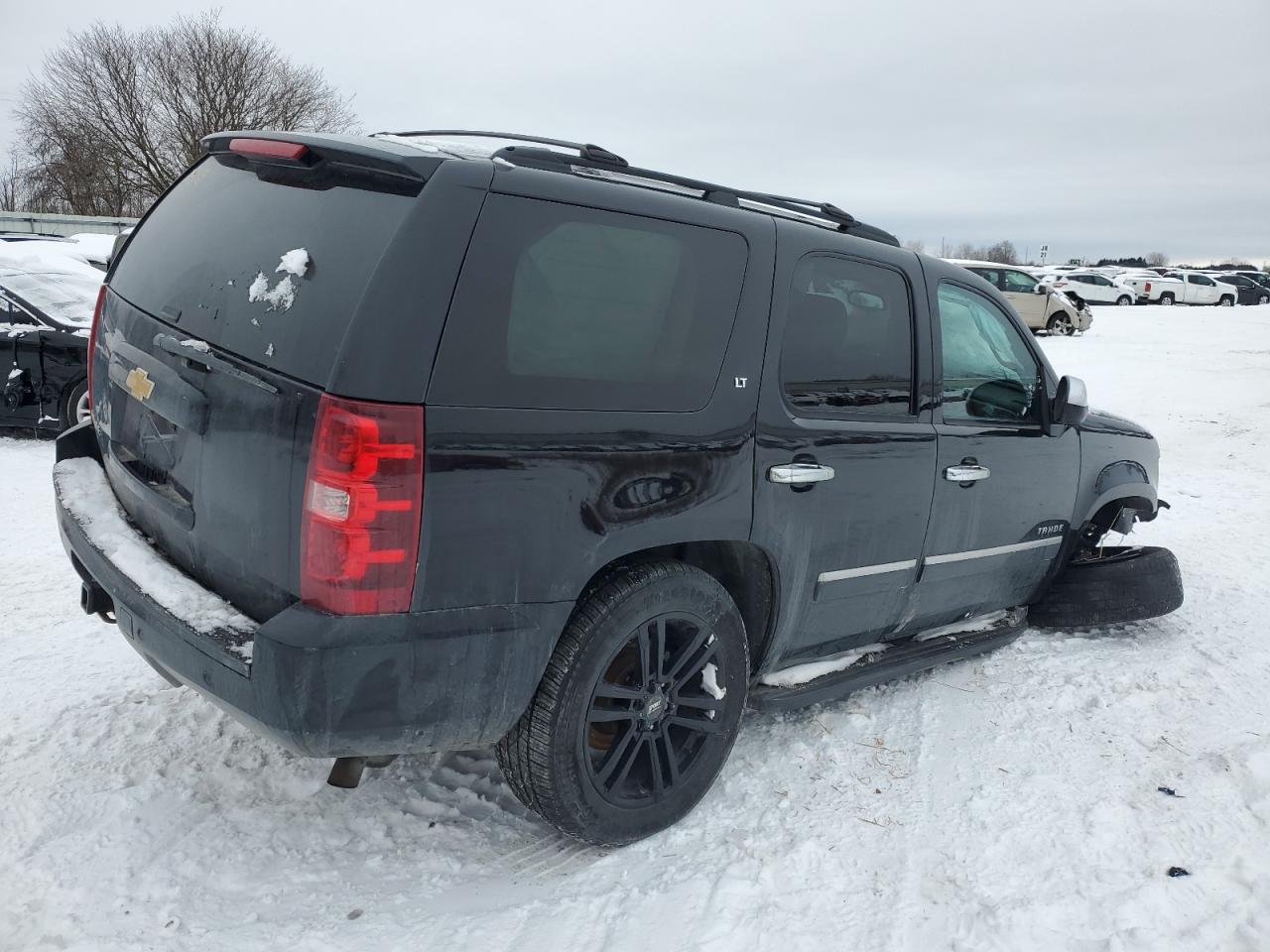 2013 Chevrolet Tahoe - Image 3