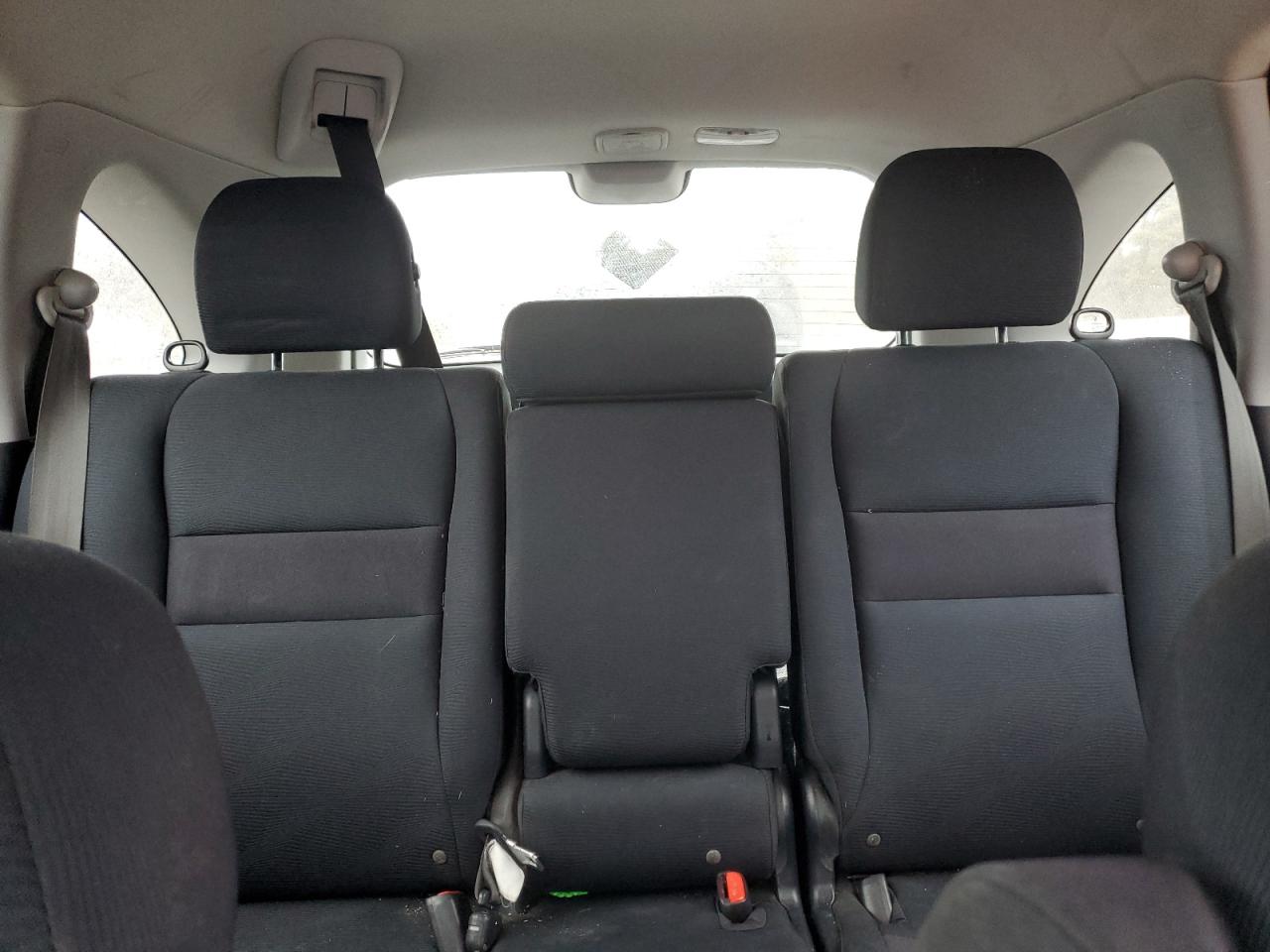 2010 Honda CR-V - Image 10
