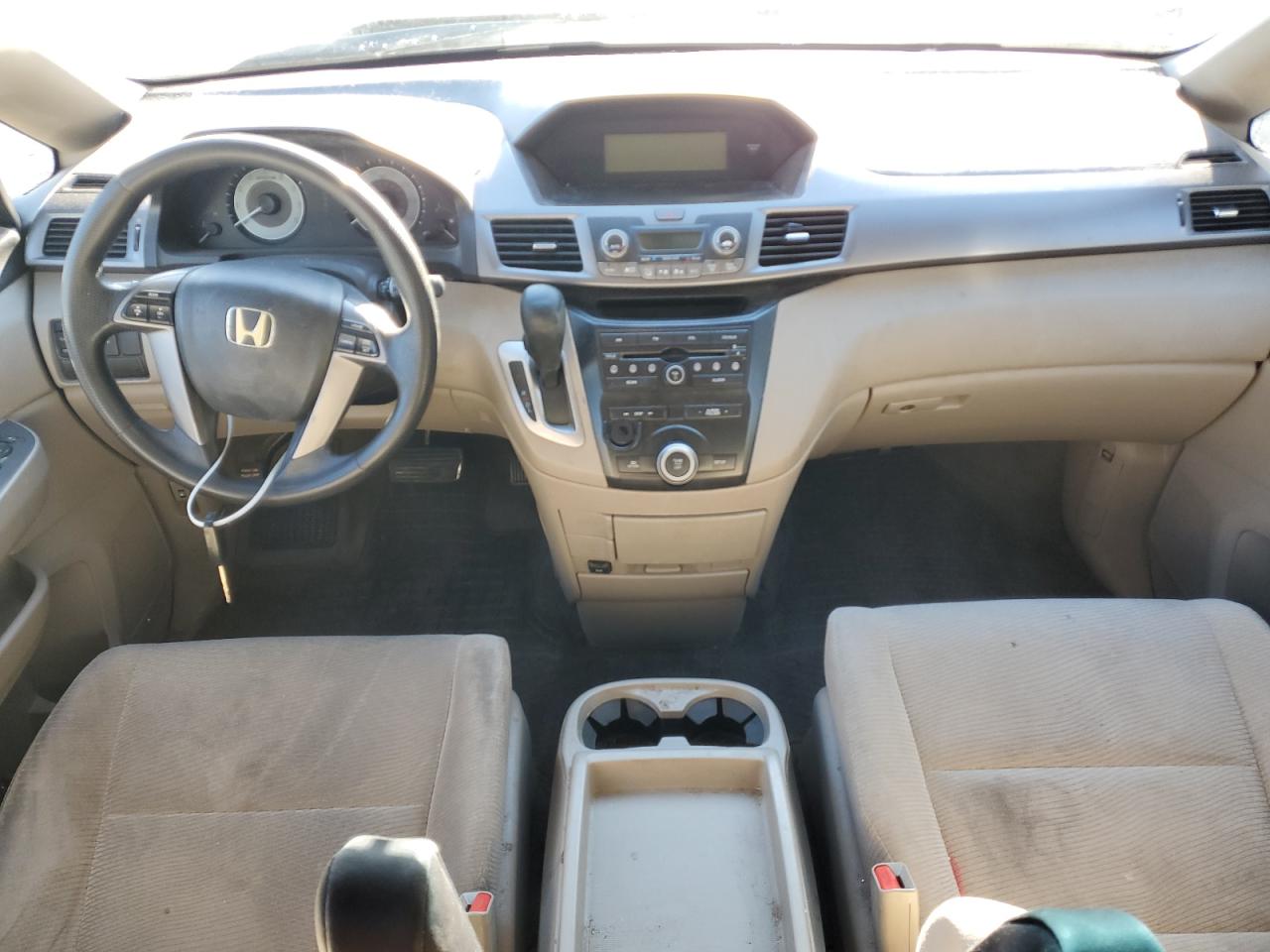 2011 Honda Odyssey - Image 8