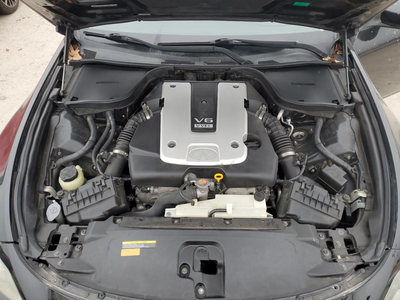2012 Infiniti G - Image 11
