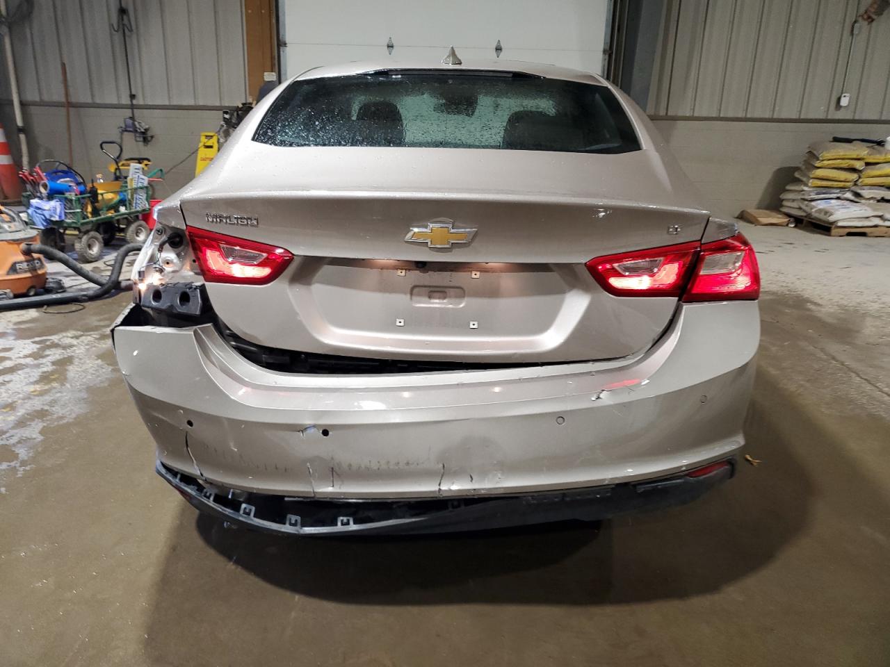 2023 Chevrolet Malibu - Image 6