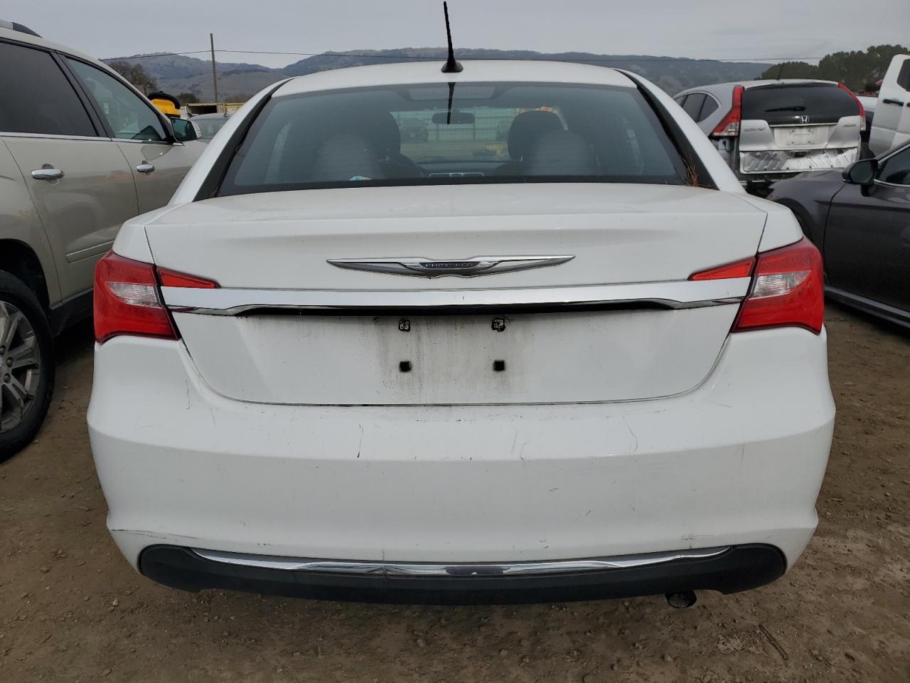 2012 Chrysler 200 - Image 6