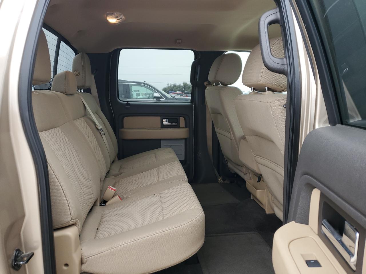 2014 Ford F-150 - Image 10
