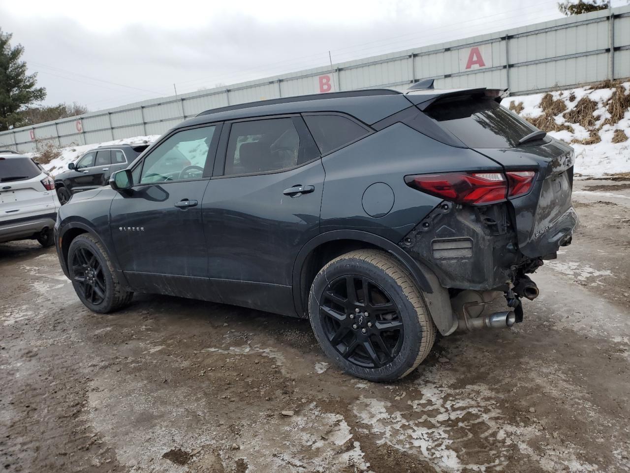 2019 Chevrolet Blazer - Image 2