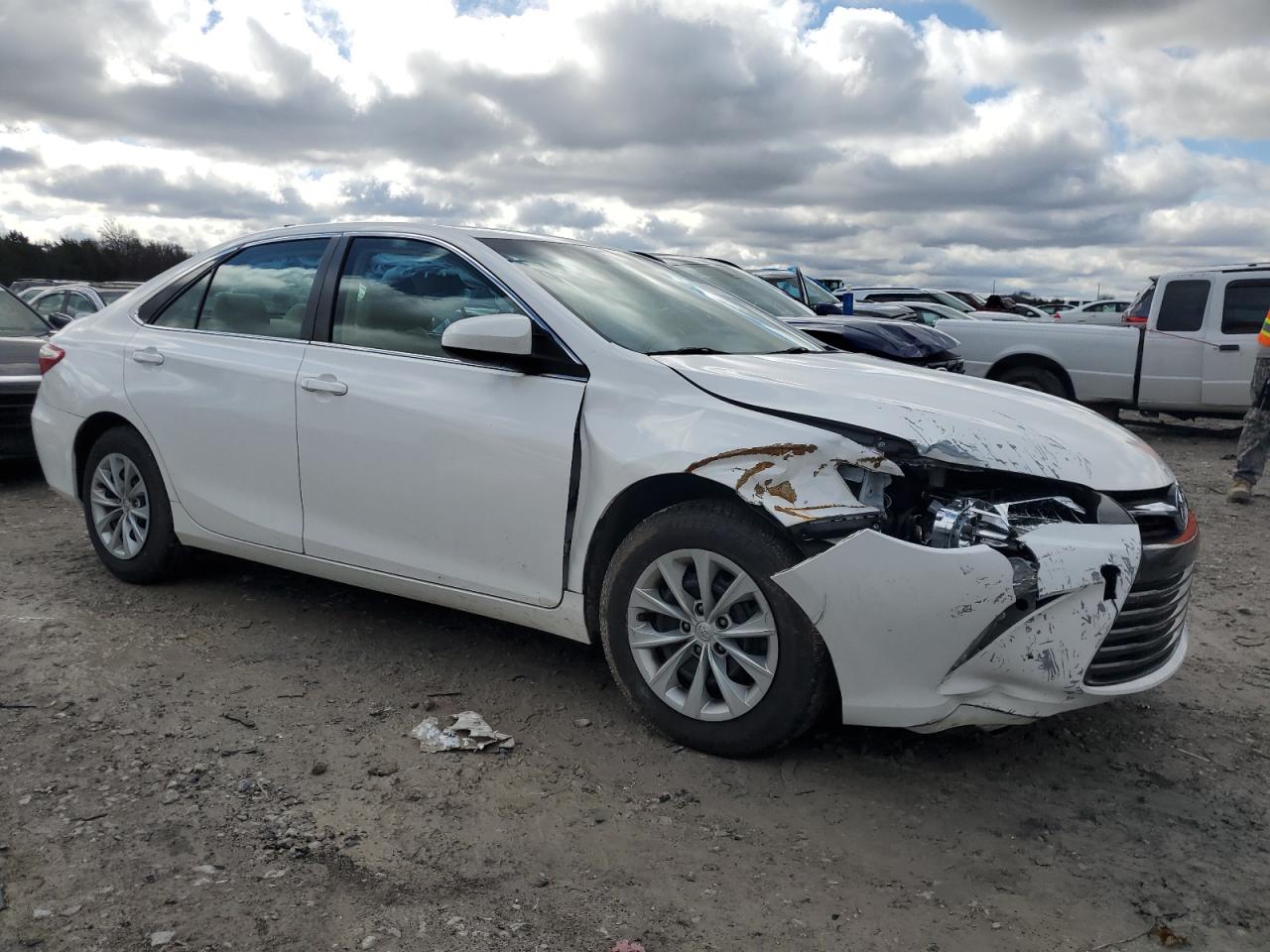 2016 Toyota Camry - Image 4