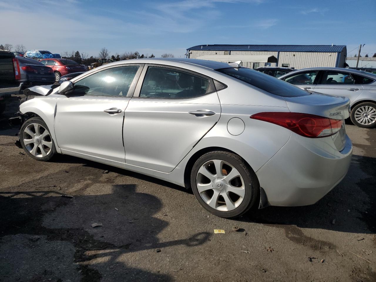 2013 Hyundai Elantra - Image 2
