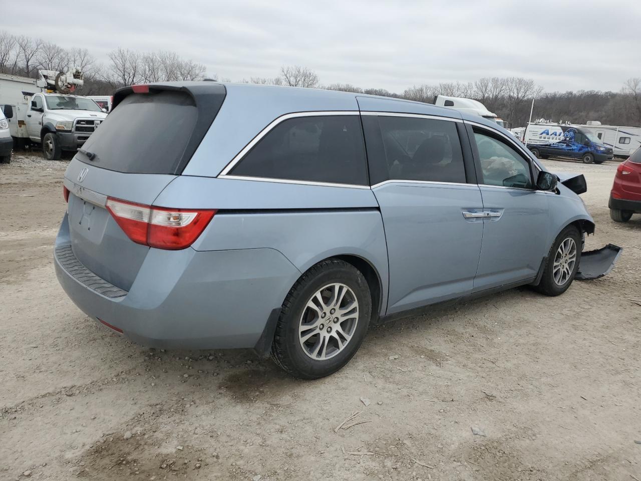 2011 Honda Odyssey - Image 3