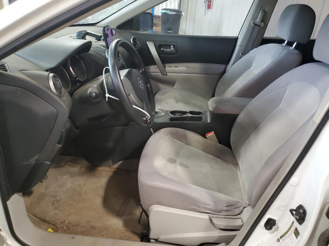 2010 Nissan Rogue - Image 7