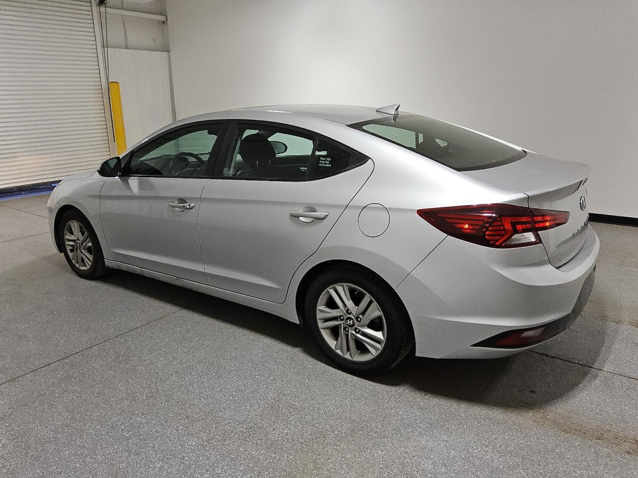 2019 Hyundai Elantra - Image 2