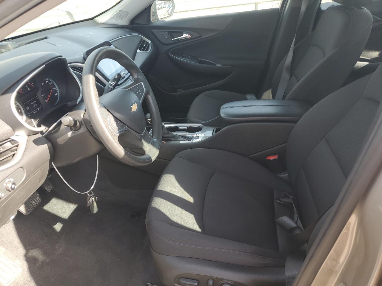 2023 Chevrolet Malibu - Image 7