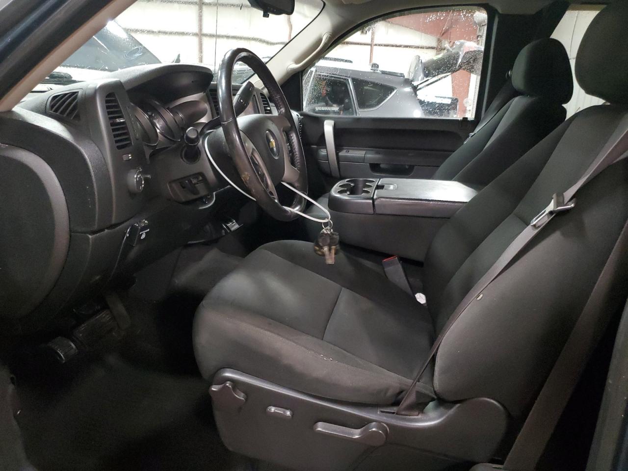 2010 Chevrolet Silverado - Image 7