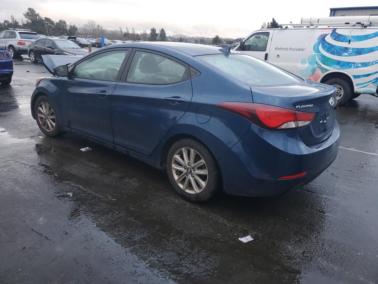 2015 Hyundai Elantra - Image 2