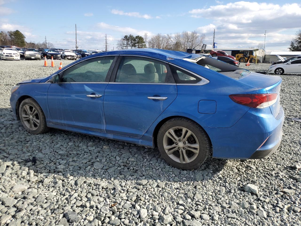 2019 Hyundai Sonata - Image 2