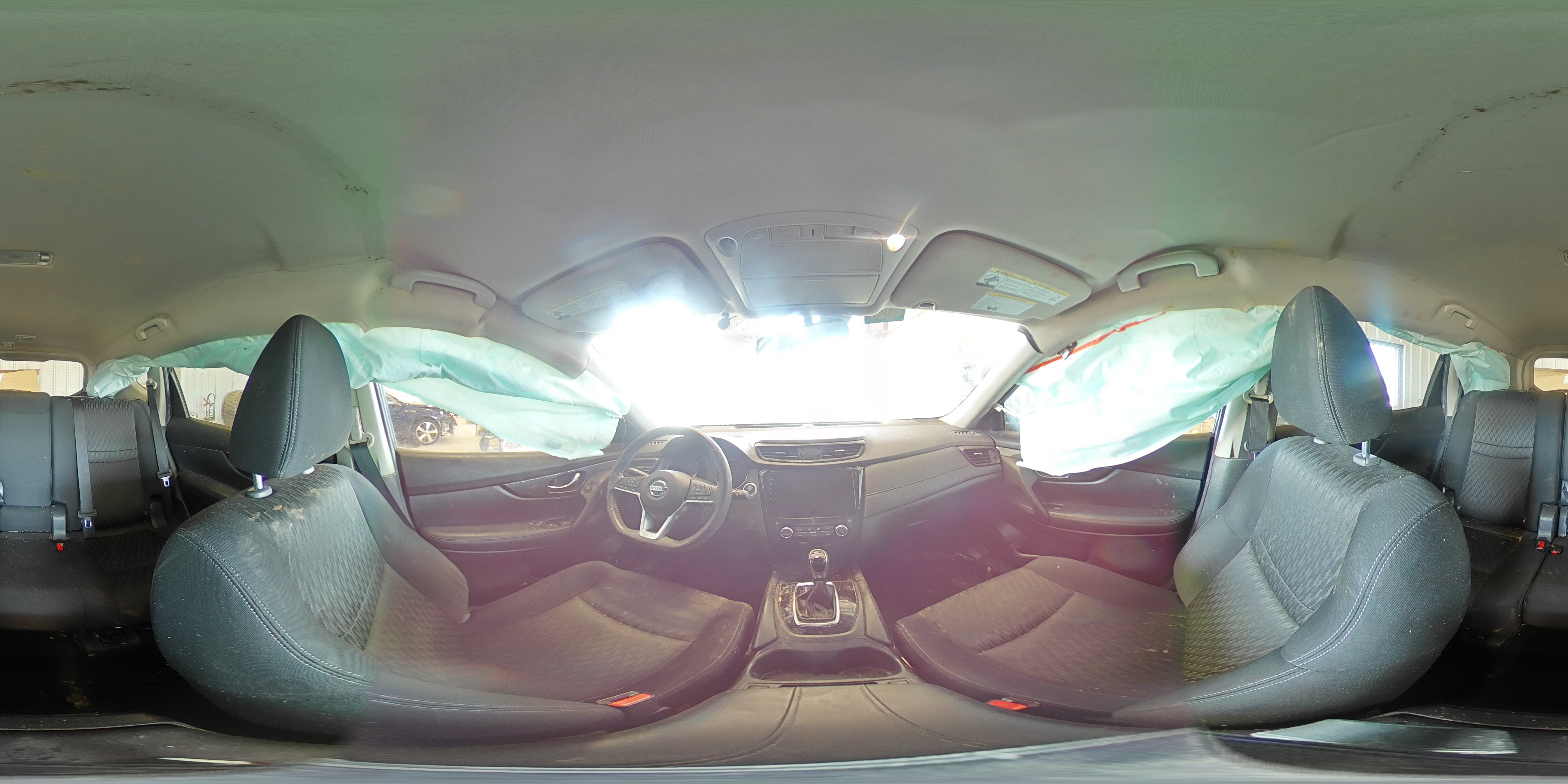 2017 Nissan Rogue - Image 14