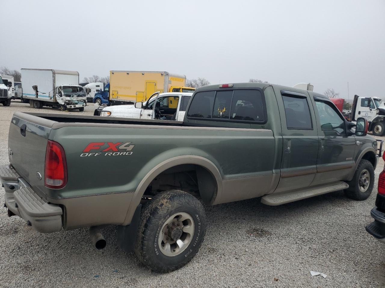 2004 Ford F350 - Image 3