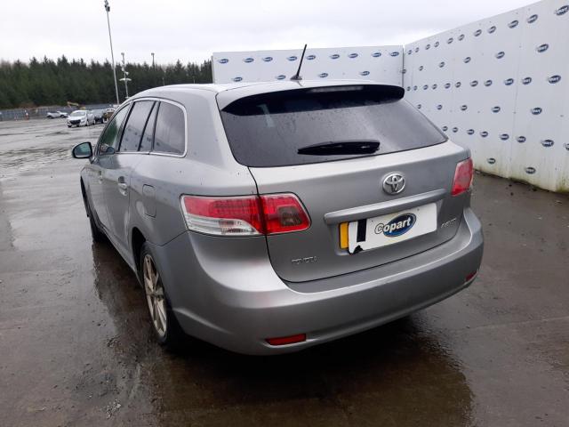 2010 TOYOTA AVENSIS TR