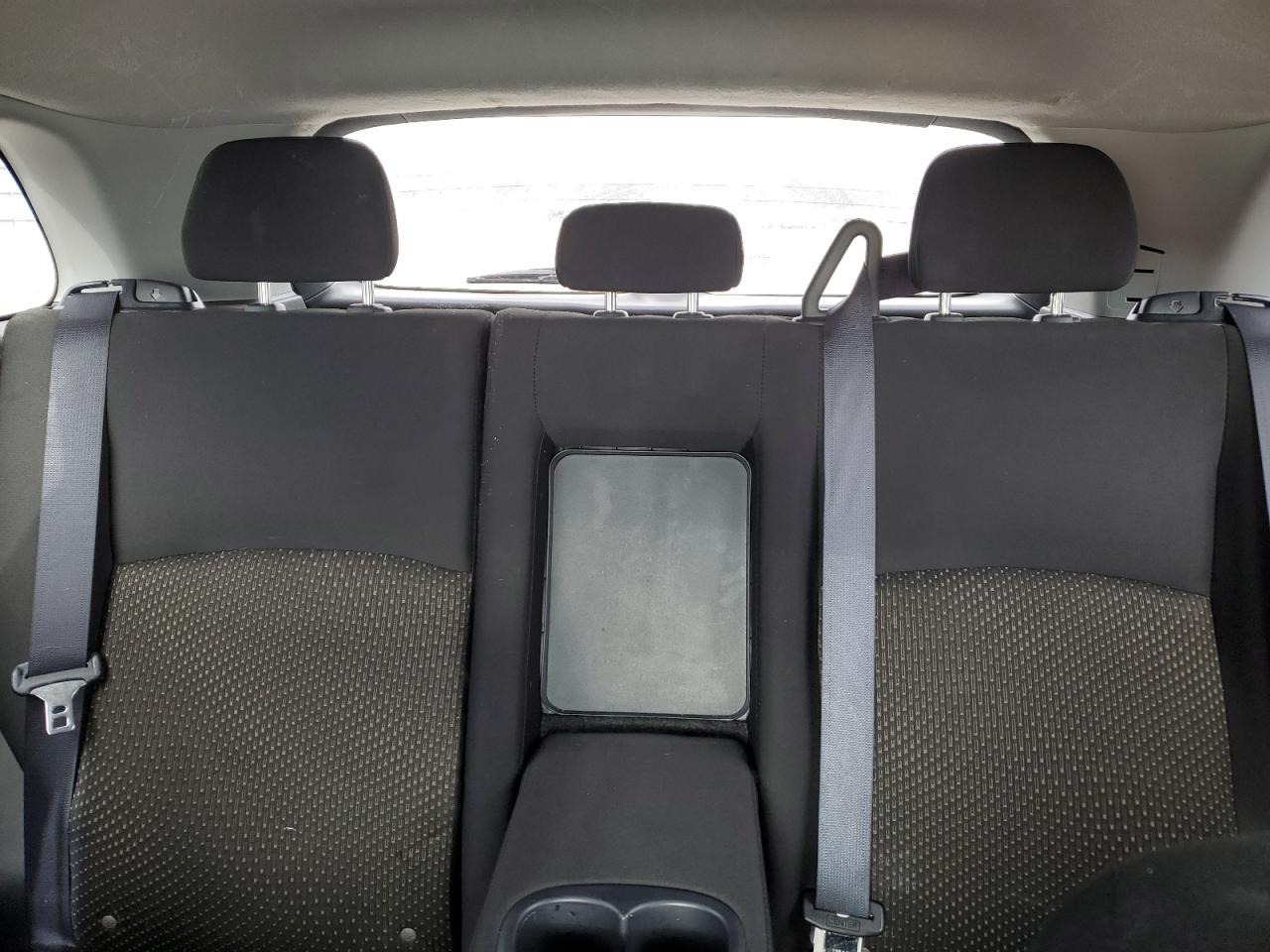 2016 Mitsubishi Outlander - Image 10