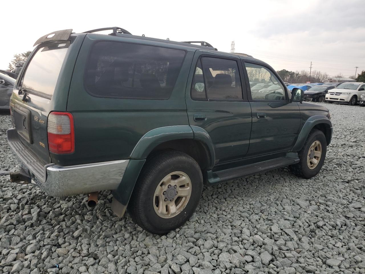 2000 Toyota 4Runner - Image 3