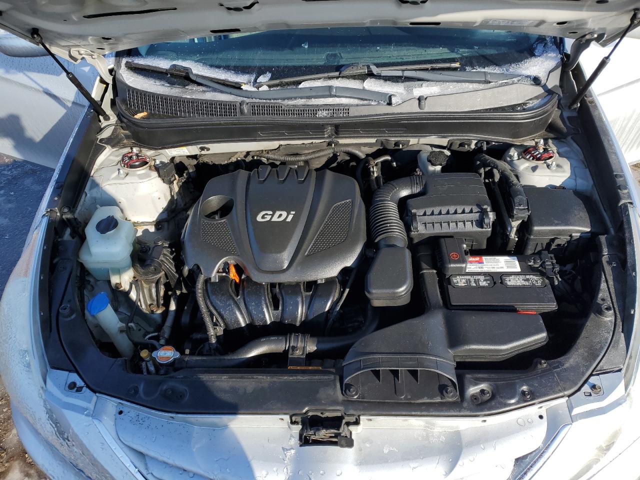 2011 Hyundai Sonata - Image 12