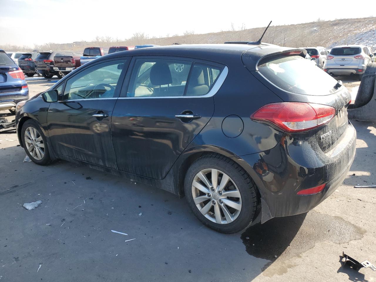 2015 Kia Forte - Image 2