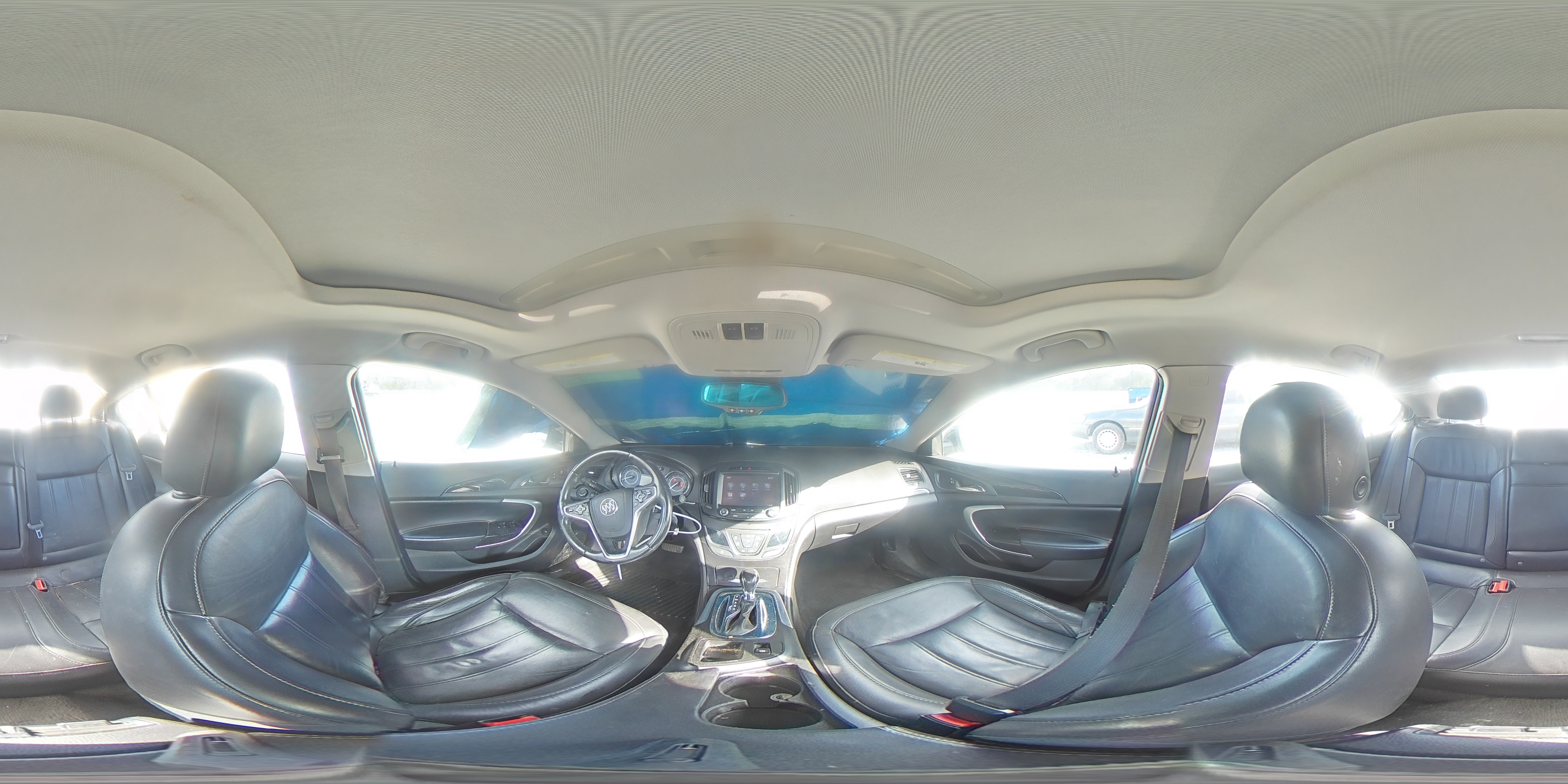 2015 Buick Regal - Image 14