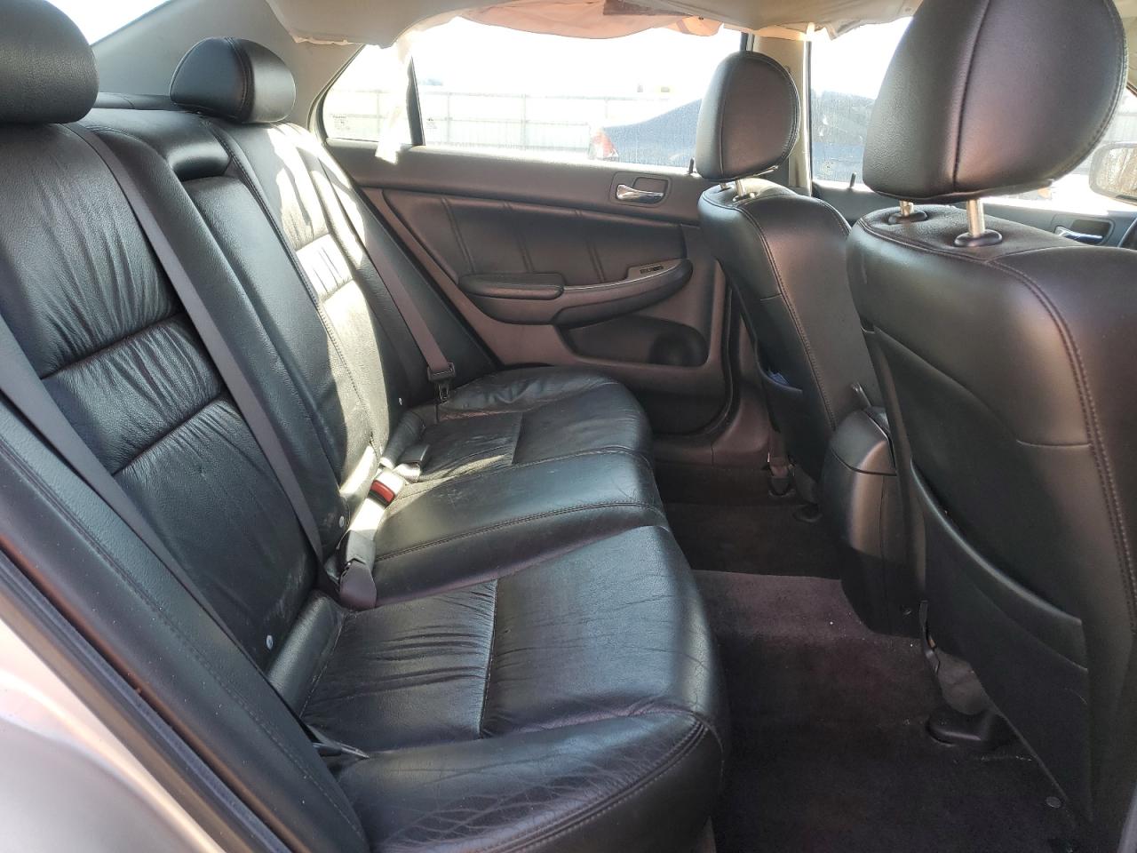 2006 Honda Accord - Image 10