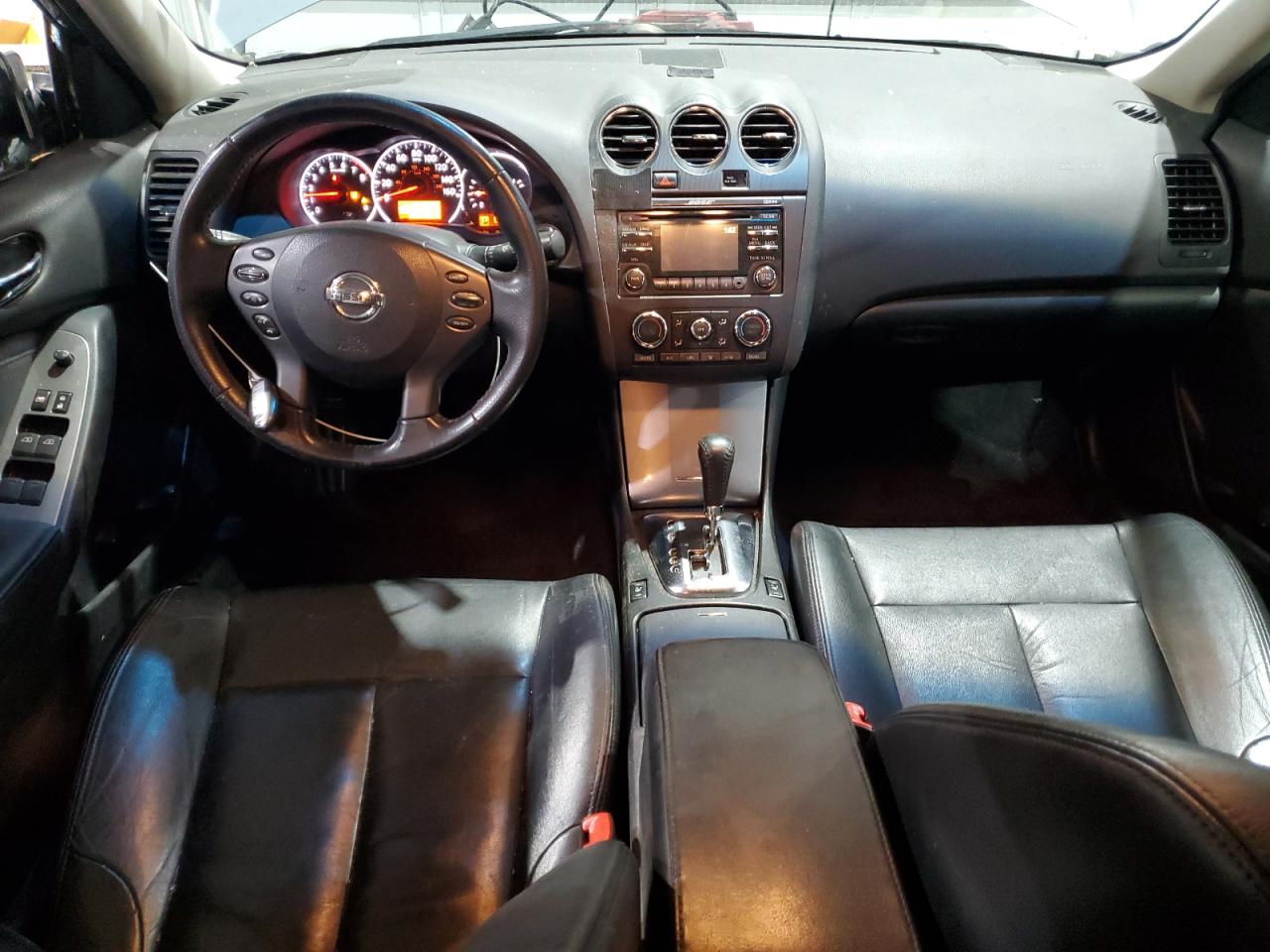 2012 Nissan Altima - Image 8