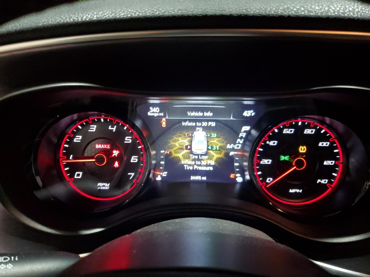 2018 Dodge Charger - Image 9