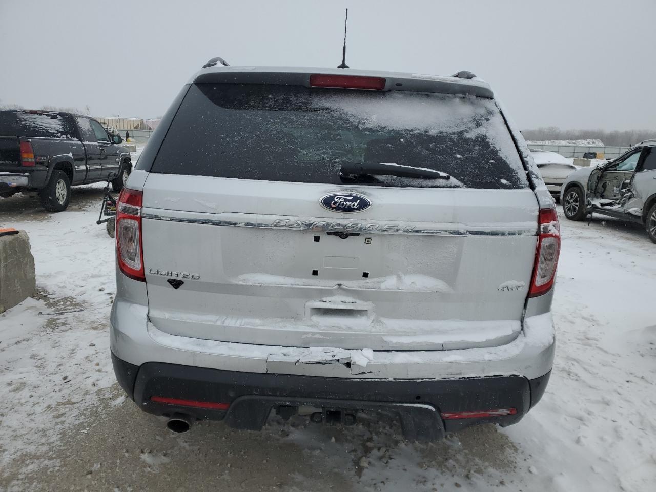 2012 Ford Explorer - Image 6